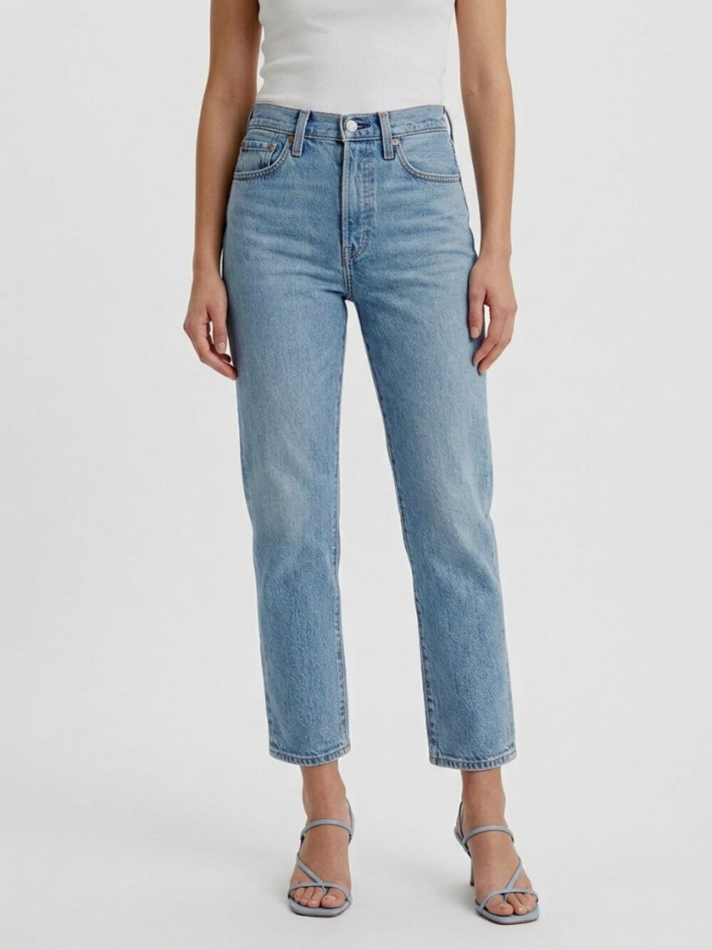 Levi's Premium Wedgie Straight Cropped Jeans 28 Light Wash NWT